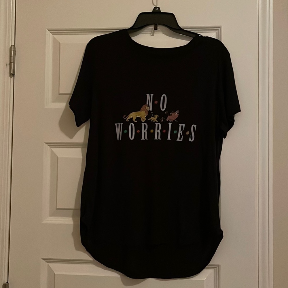 NEW. Women Disney the The Lion King T-Shirt. Size XXL.